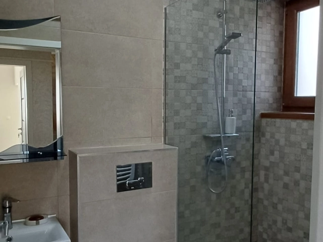 Casa 4 camere - Miroslava