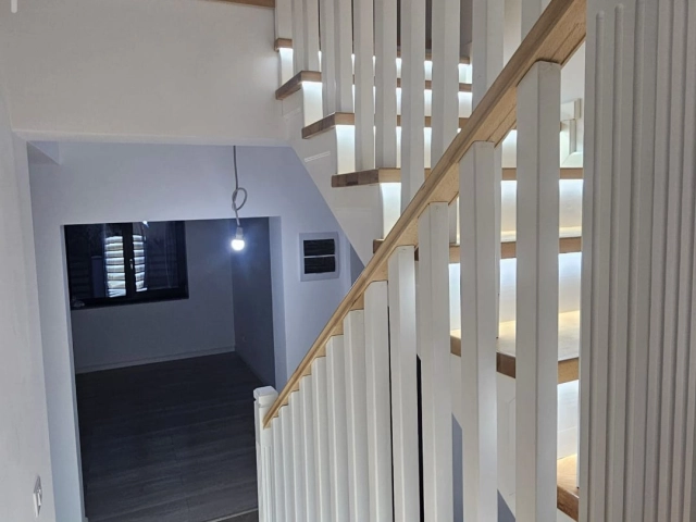 Casa 4 camere - Rediu