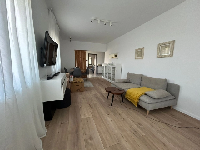 Casa 4 camere - Breazu