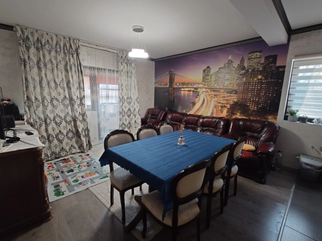 Casa 3 camere - Miroslava