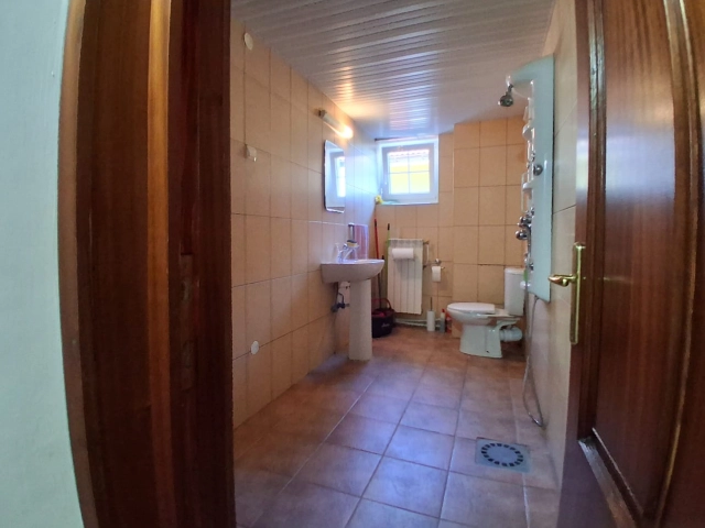 Casa 5 camere - Bucium