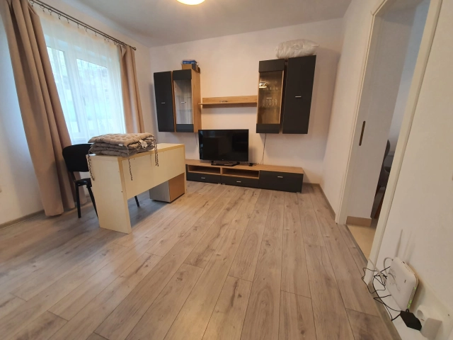 Casa 4 camere - Bucium