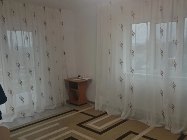 Casa 5 camere - Ciurbesti
