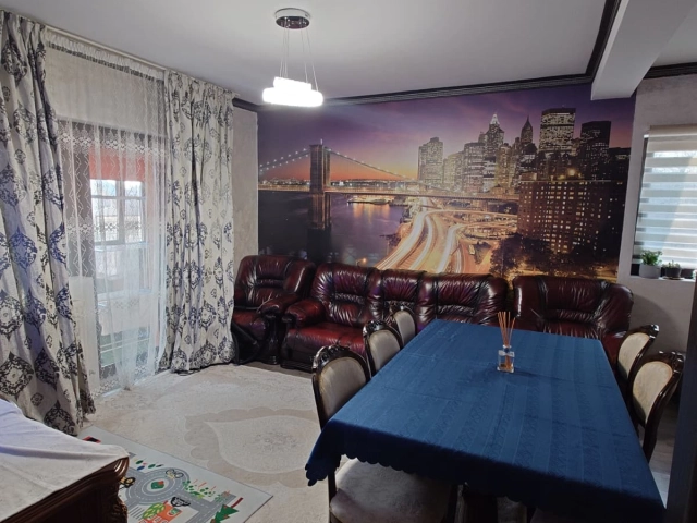 Casa 3 camere - Miroslava