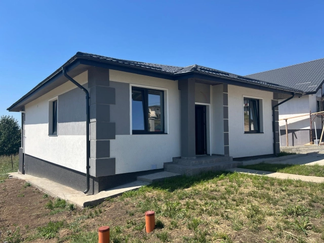 Casa 4 camere - CUG