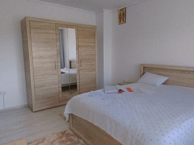 Casa 5 camere - Aroneanu